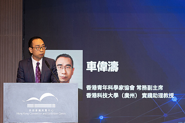 加密世界的至暗时刻：危机中的机遇与曙光