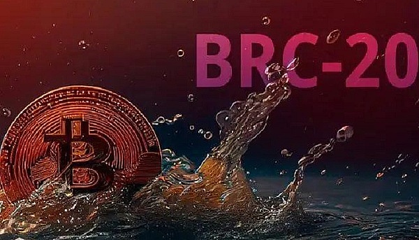 币圈交易捷报：比特币空单狂揽400点，以太坊空单稳赚30点！